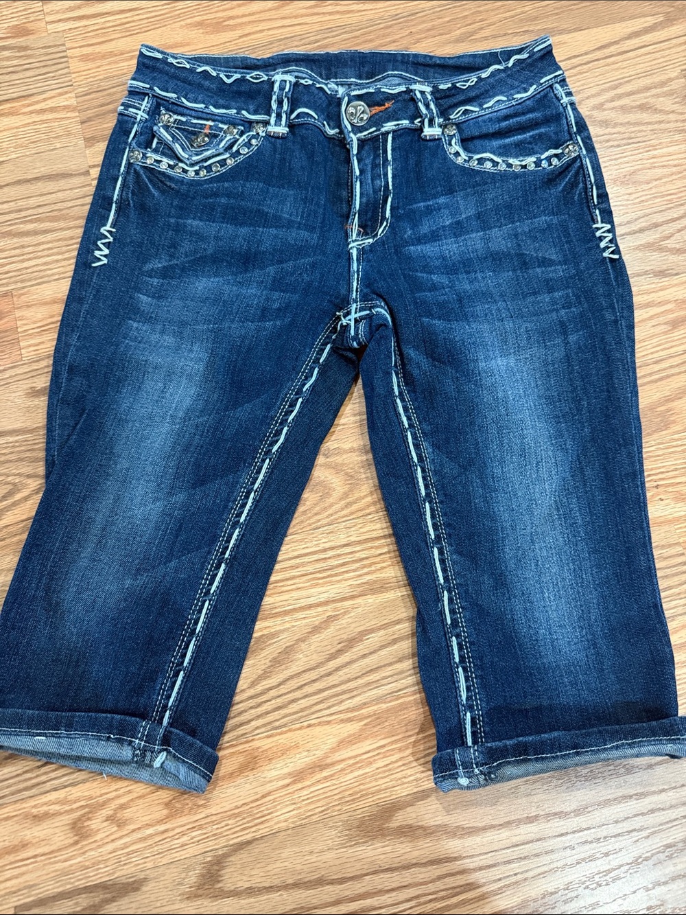Women's Dark Blue Mid-Rise Denim Capris/Bermuda Shorts